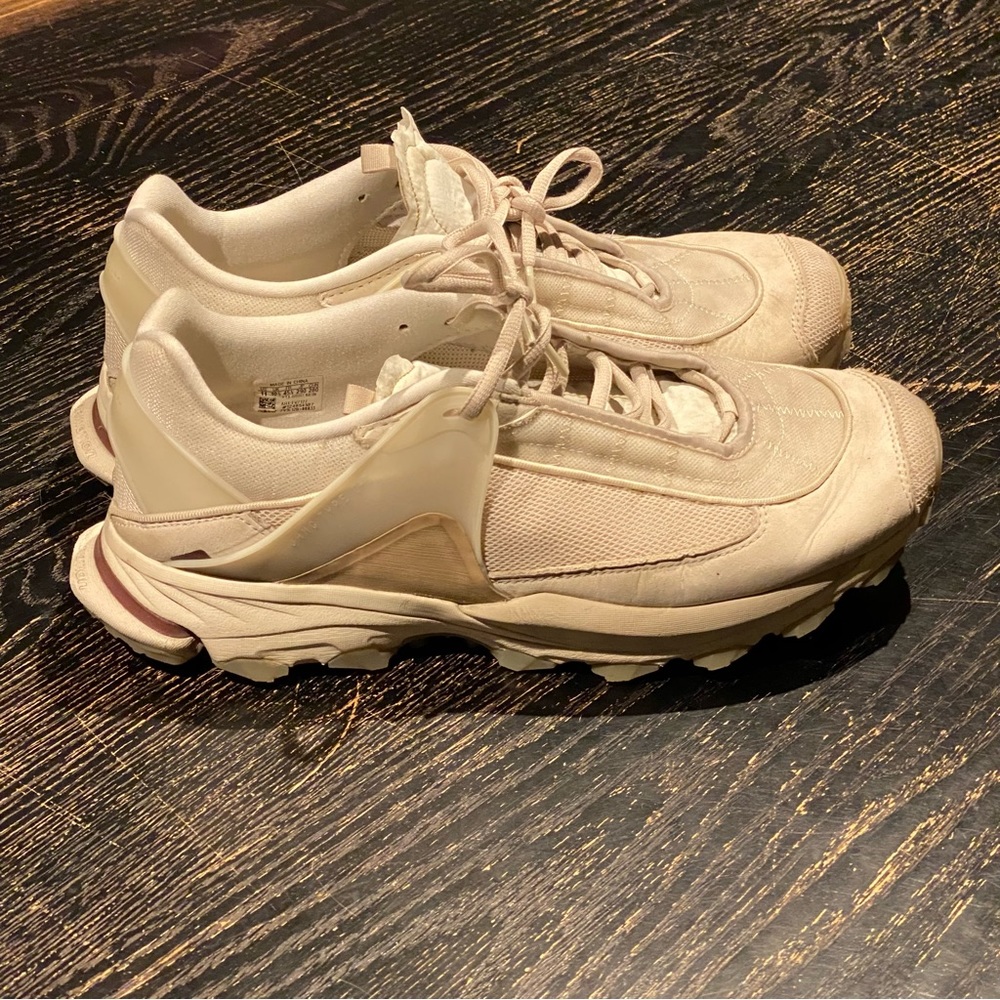 Adidas Type 0-5
0AMC Off White